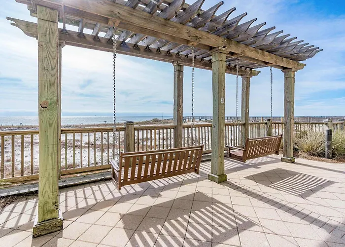 2br Shared Pool Tennis Courts Apartment
